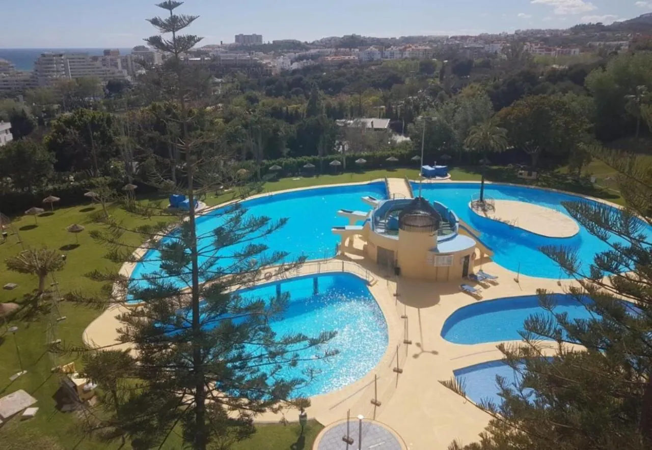 New Jupiter 400 Apartment Benalmadena Spain